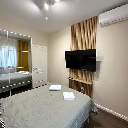 Urban Flats Piata Romana Apartment